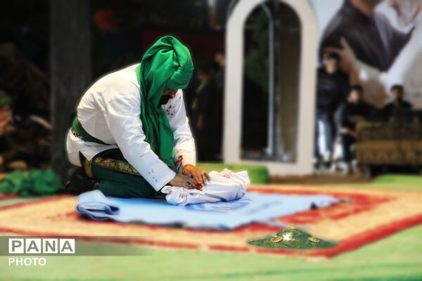 پرده نهم سوگواره ملی تعزیه دهزیار به نام سیدالشهدا(ع) رقم خورد