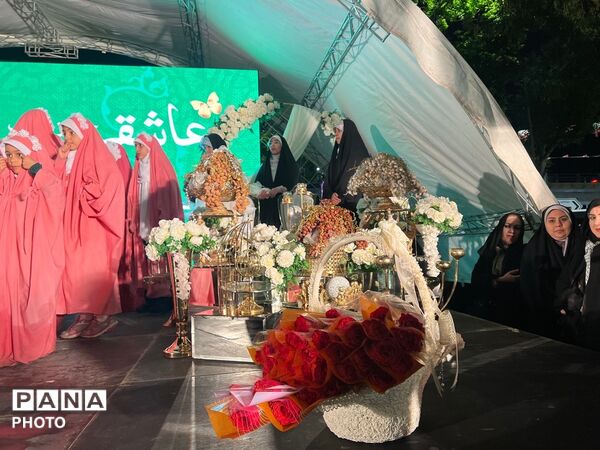 ازداواج ۵۰ زوج کرجی در شب سالگرد ازدواج امام علی(ع) و حضرت فاطمه(س) در کرج 