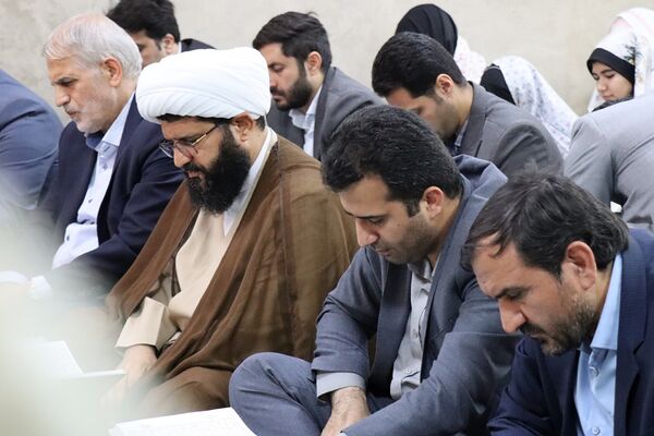 زنگ نماز با شعار «مِهر با مُهر» در مدارس سراسر شهرستان‌های استان تهران 