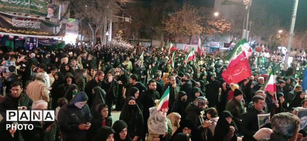 تجمع و راهپیمایی مردم بجنورد برای بیعت با رهبر جدید