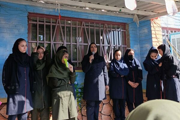 انتخابات همیاران مشاور در مدارس شهرستان ملارد 