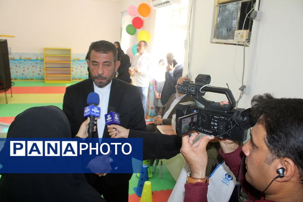 افتتاح زمین چمن مصنوعی و خانه ورزش در بوشهر