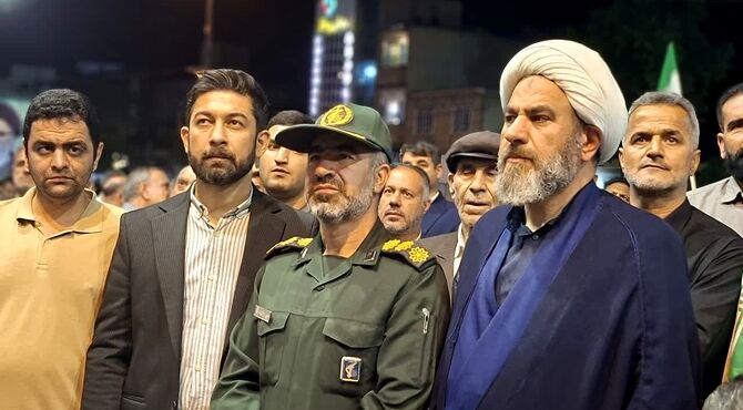 طنین دوباره غیرت در کوهدشت؛ نود و چهارمین شب تجدید میثاق با آرمان‌های انقلاب
