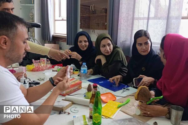 روز دوم دوره آموزشی مربیان پیشتازان بجنورد؛ آموزش مهارت‌های خلاقانه و تشکیلاتی_1