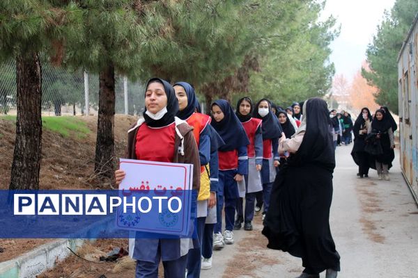 شور و نشاط در چهارمین روز اردوی تمشک در خرم آباد 