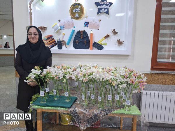 تقدیر از سفیران برتر سلامت ناحیه ۶ 