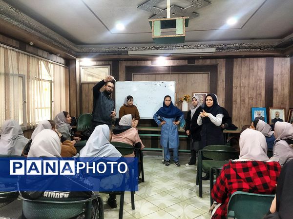 اردوی تمشک فرصتی برای رشد و شکوفایی استعدادهای دانش آموزان