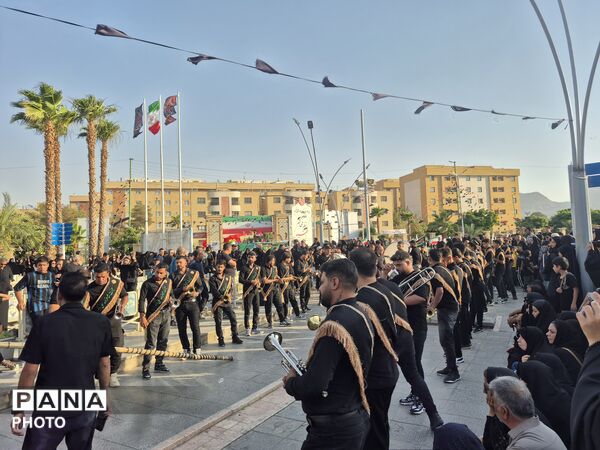گلستان شهدا میزبان کاروان تاسوعای حسینی شد