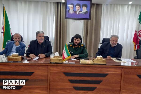 جلسه هم اندیشی با مدیران مدارس چهاردانگه