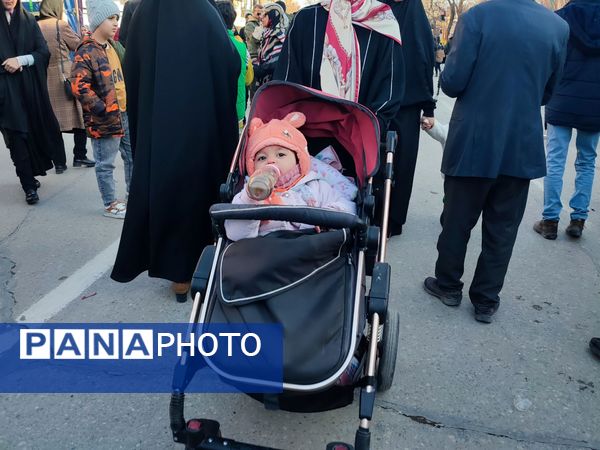 قاب پانا میزبان ساعات اولیه جشن بزرگ خیابانی در نیشابور 