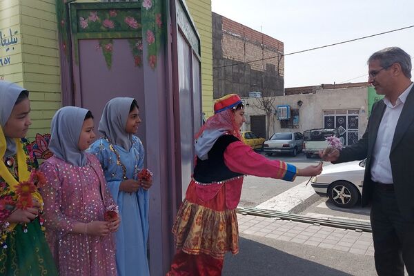برگزاری جشن احسان و نیکوکاری در دبستان حکیم نظامی کهریزک 