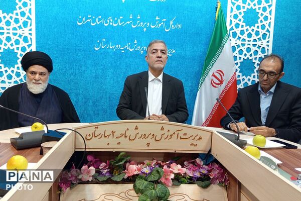  تقدیر از منتخبین منطقه‌ای و استانی