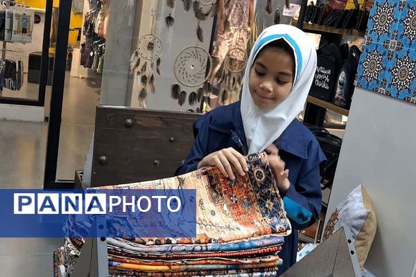 بازدید از نمایشگاه صنایع دستی 