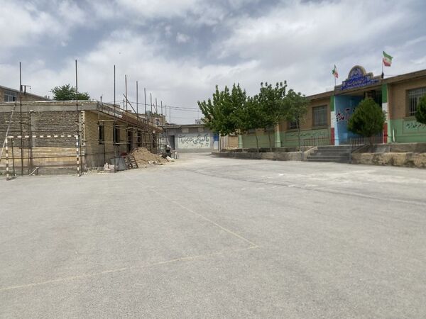 بازسازی و ساخت دبستان عرفان جلایر شهرستان شازند
