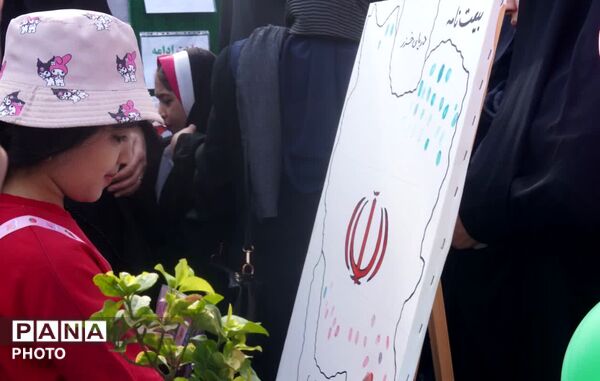 دلنش آموزان گرگانی در سوگ دانش آموزان میناب