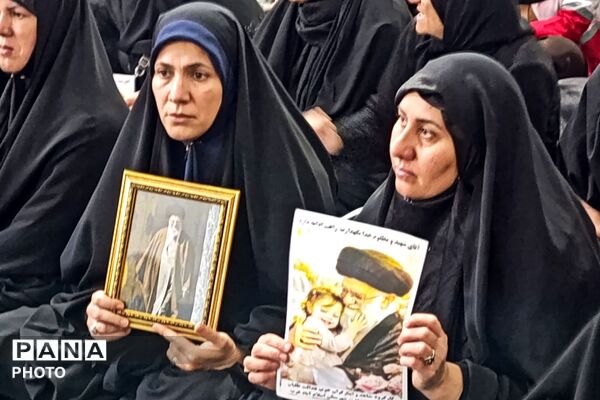 مراسم جاماندگان تشییع رهبر شهید در اسلام آباد غرب