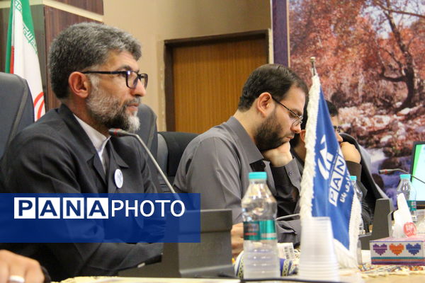 نشست قائم‌مقام سازمان دانش‌آموزی جمهوری اسلامی ایران با دانش‌آموز خبرنگاران پانا استان چهارمحال و بختیاری