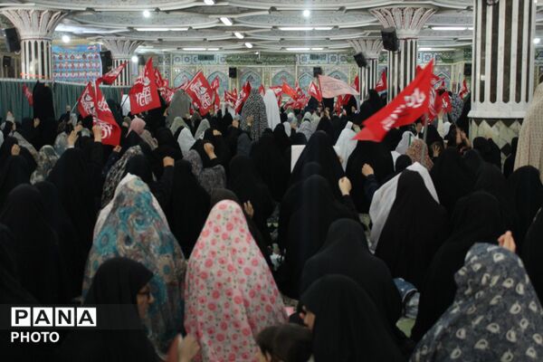 باید برخاست در مصلی شهرکرد 