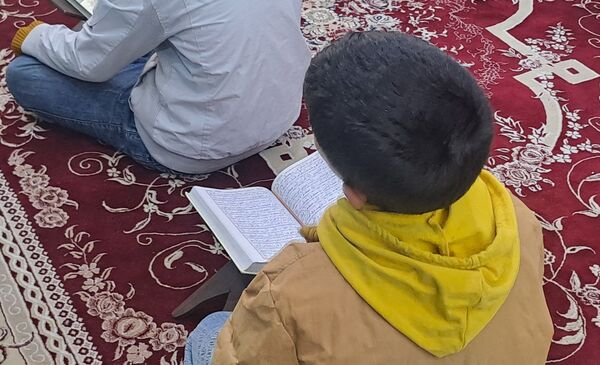 ضیافت افطاری و قرائت جزء هفتم قرآن کریم در مسجدالرضای نیشابور 