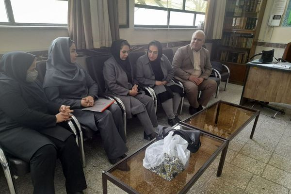 بازدید مدیر و کارشناسان سازمان دانش‌آموزی کردستان از مدارس سنندج