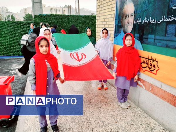 افتتاح مدرسه  ۱۲ کلاسه فروغی بسطامی در بوشهر