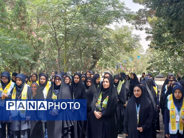 ‌‌روز دوم پیش اردوی ملی پیشتازان سازمان دانش آموزی استان اصفهان