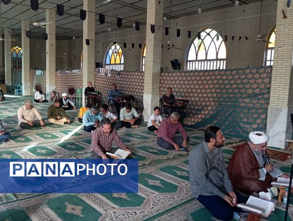 محفل نورانی دعای عرفه در حاجی‌‌‌آباد