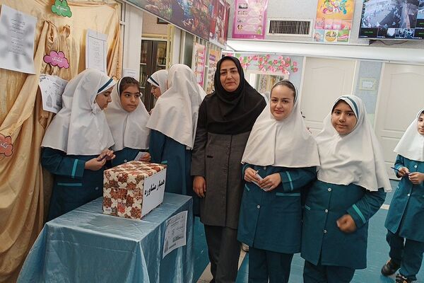 برگزاری انتخابات همیار مشاور در دبستان حضرت زهرا(س)‌ یک رودهن