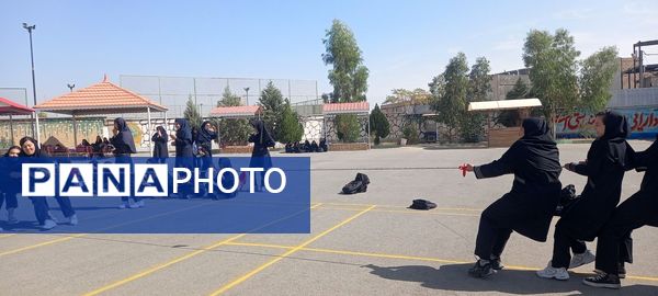 مسابقات درون مدرسه ای در دبیرستان فرهنگ