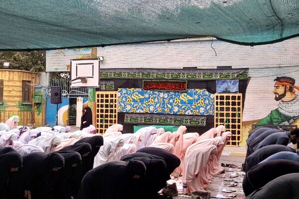 روز معنویت در مدرسه محدثه شاهد ورامین؛ از نماز باران تا زنگ عتبات عالیات