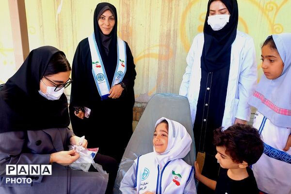 هفته سلامت در ورامین: جشنی برای سلامتی با حضور دانش‌آموزان، فرهنگیان و هلال احمر