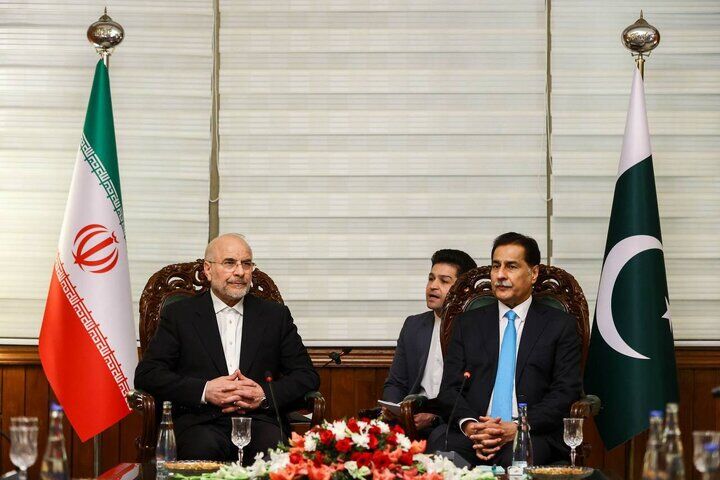 تبریک رئیس مجلس پاکستان به قالیباف
