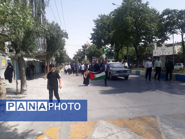 غزه تنها نیست 