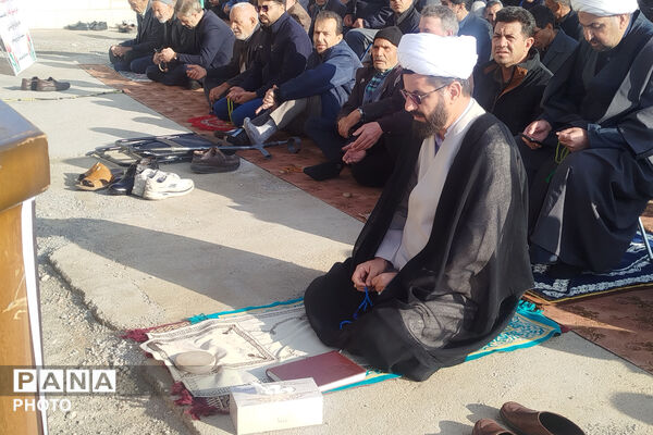 نماز عید فطر در مصلای شهر بهمن
