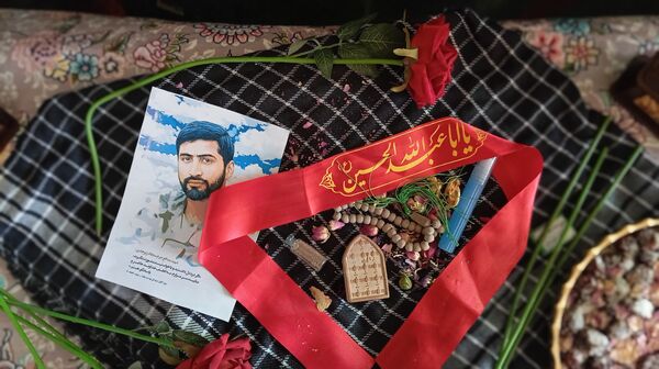 سالروز شهادت شهید «سجاد زبرجدی» در گلزار شهدای شهر بن 