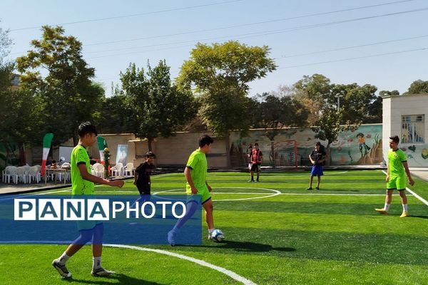 افتتاح زمین چمن مصنوعی در ناحیه دو شهرری 