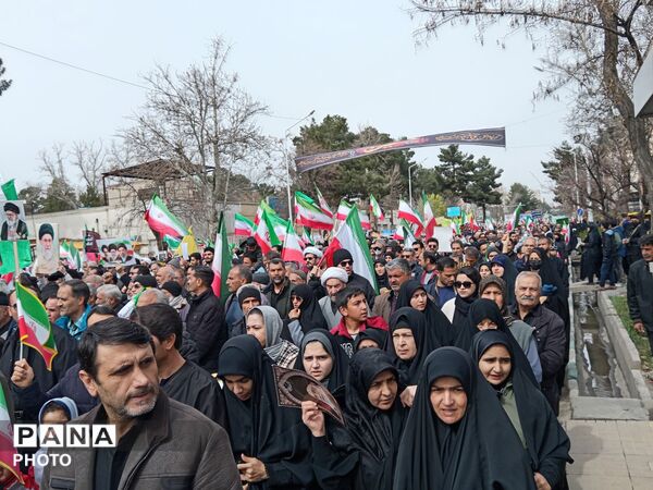 حضور پرشور مردم انقلابی شهرستان نیشابور در نماز جمعه روز جهانی قدس 