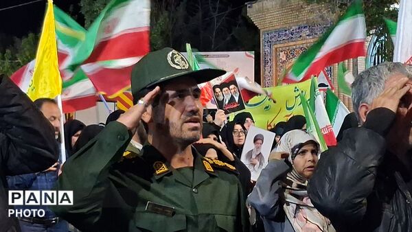 به احترام ایران