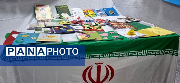 نمایشگاه دهه فجر در دبستان خاتم‌الانبیاء (ص)