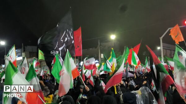 شب سی و دوم خروش، رستاخیزی از ایمان
