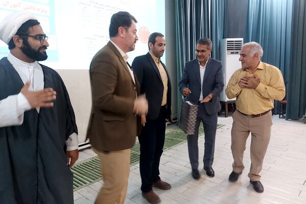 برگزاری همایش تخصصی تبیین برنامه‌ها و طرح‌های حوزه معاونت پرورشی اداره آموزش و پرورش کهریزک 