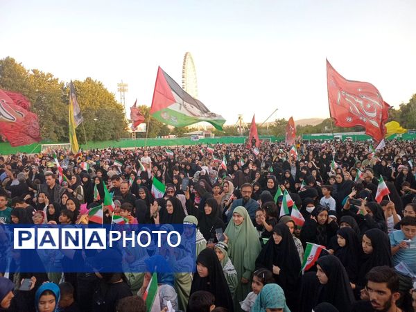 اجتماع بزرگ کودک و نوجوانان در پارک ملت مشهد مقدس