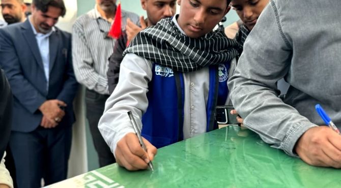 تشییع باشکوه پیکر مطهر شهید گمنام در دانشگاه آزاد اسلامی واحد قشم