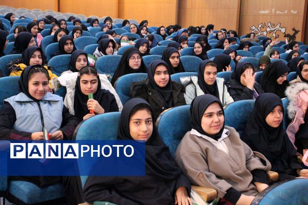 جشن باشکوه هه فجر در سالن نژاد فلاح کرج