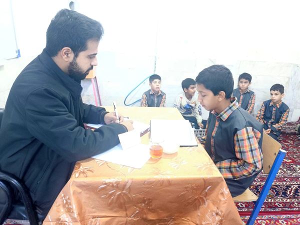 آغاز مرحله آموزشگاهی مسابقات قرآن و عترت در دبستان شهید پسندیده فدافن 