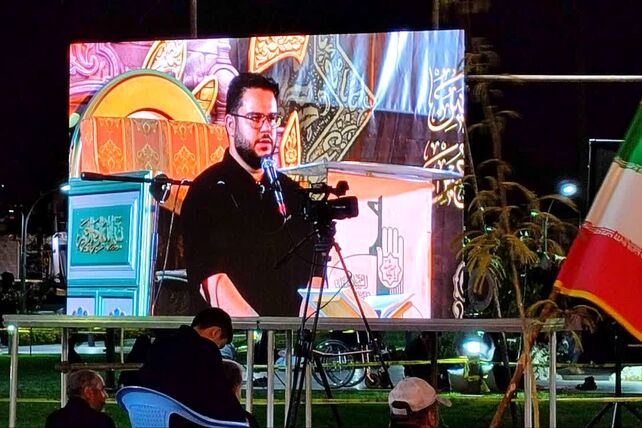 تجمع مردمی شهرستان نجف‌آباد همراه با عزاداری ایام محرم