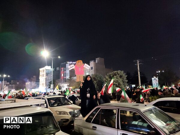 چهارشنبه سوری متفاوت در بلوار فضل نیشابور 