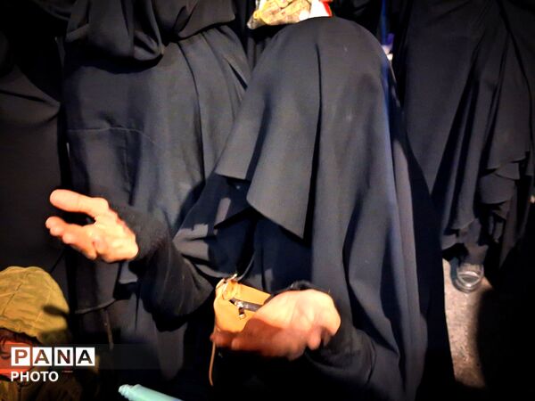 دست‌هایی به آسمان، قلوبی به امید ظهور