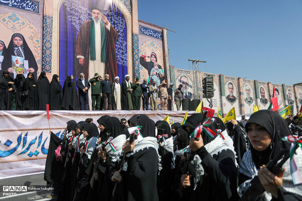 رزمایش جان‌فدایان ایران
