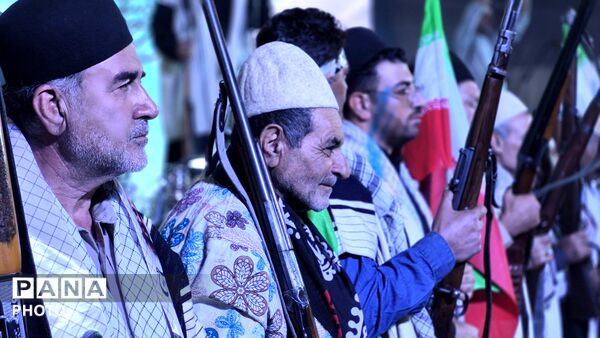 اربعین دو لاله سرخ در فارسان